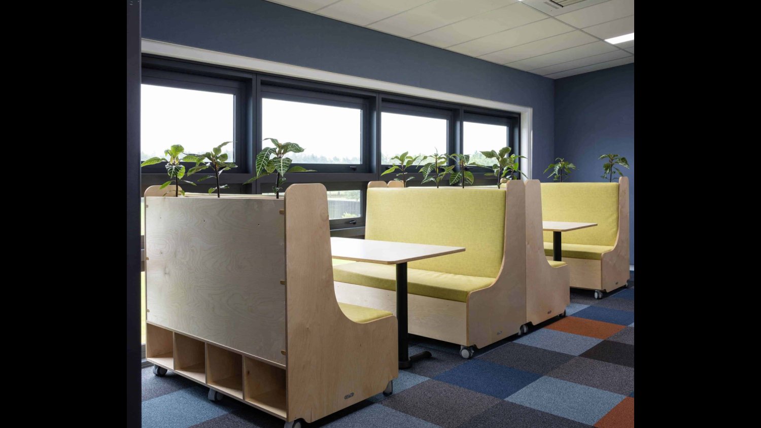 cafe style booth seating for schools